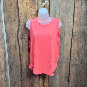 Danskin Coral Scoop Neck Tank Top